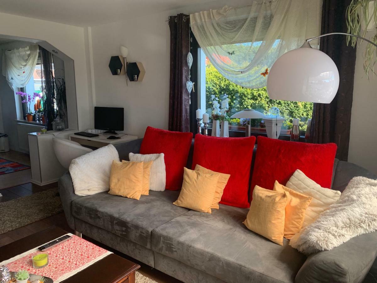 Ferienhaus Zur Waldauer Hoehe Mit 3 Sz, 120Qm & 40Qm Balkon Schleusingen Buitenkant foto